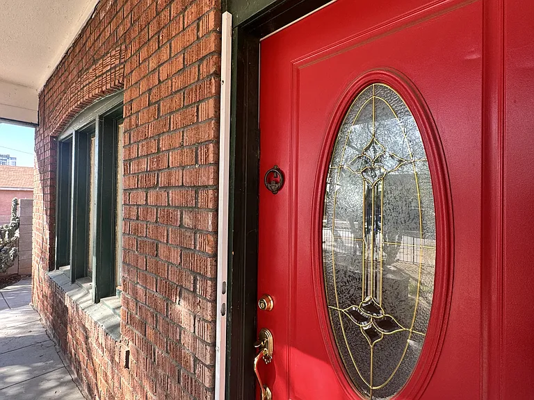 1122 E McKinley St #A — Photo 3