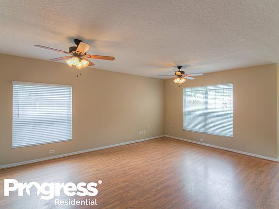 2nd image of 4112 Coralbrooke Grv