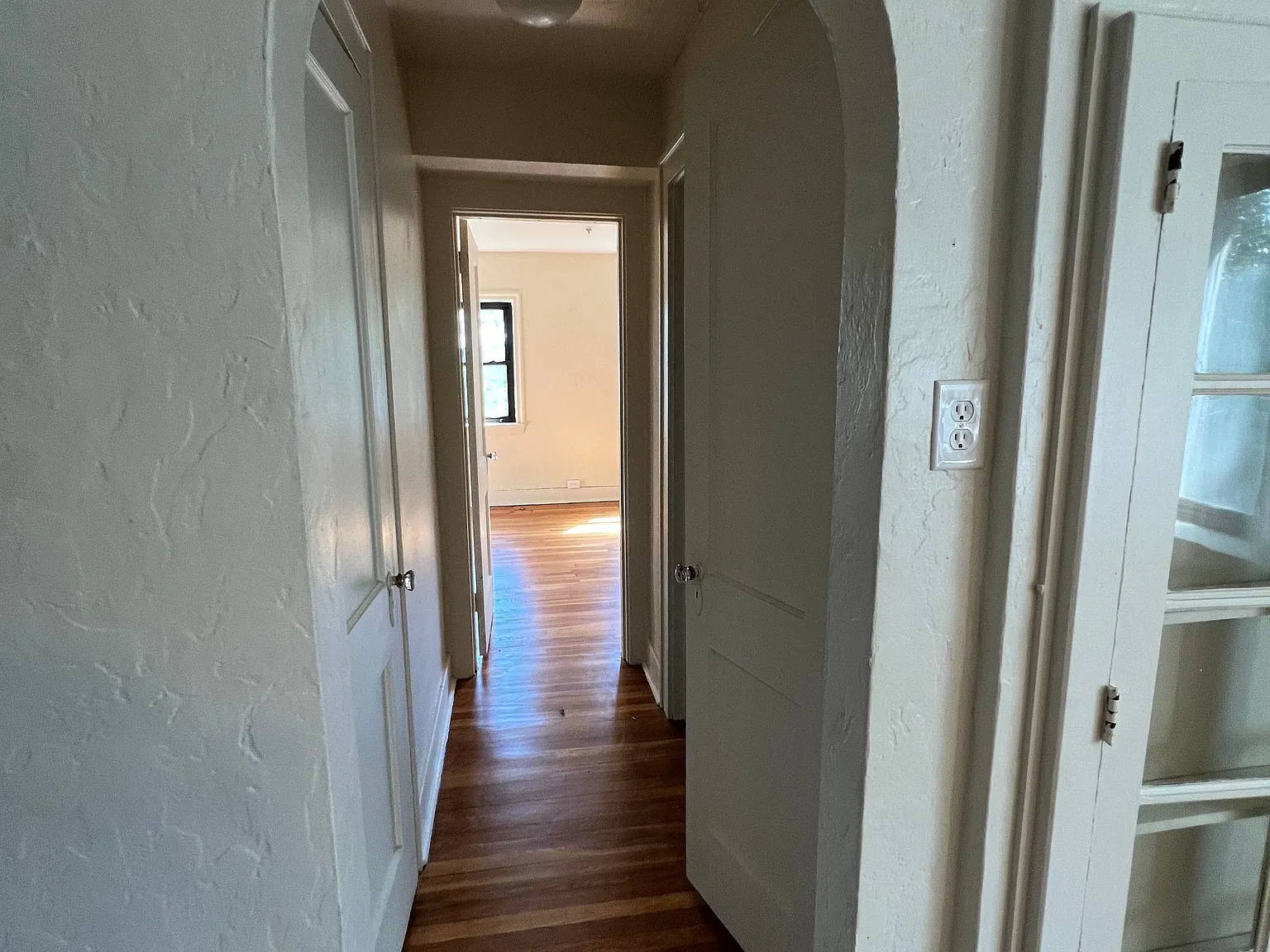 2251 Brownsville Rd — Photo 1