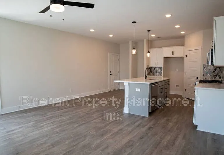 515 Harjo Dr — Photo 9
