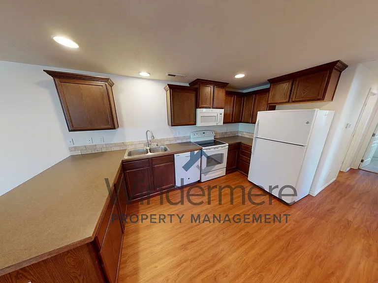 219 Marjorie Pl — Photo 5