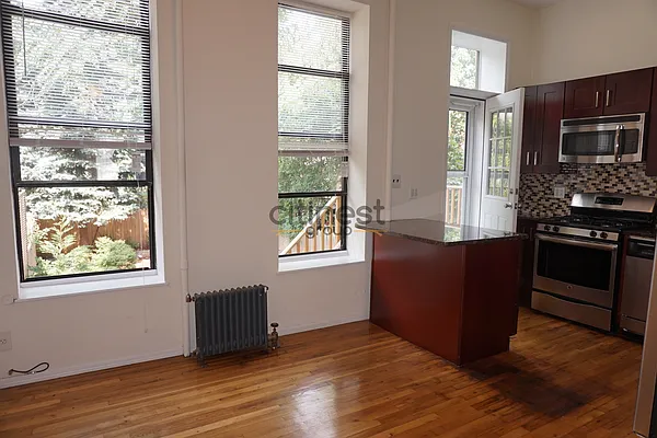 Rented by Citi Nest Group LLC | media 19