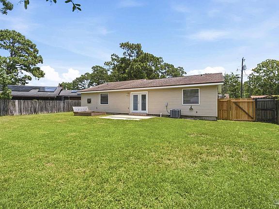 3rd image of 1010 Aspen Ct