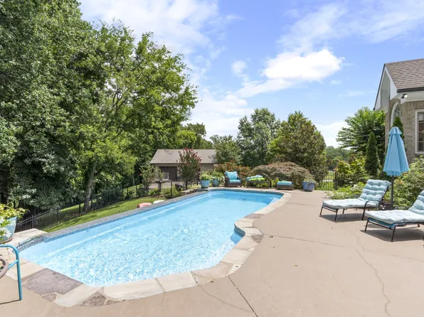 3300 Bridle Path Ct, Thompsons Station, TN 37179