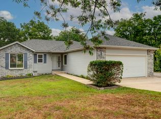 275 Meadow Rdg N, Branson, MO 65616