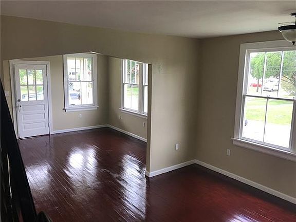 4th image of 4681 Eastern St
