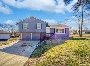 1404 Carrol Dr, Pleasant Hill, MO 64080