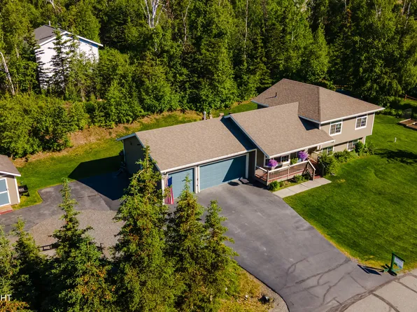 8863 E Central Pkwy, Palmer, AK 99645