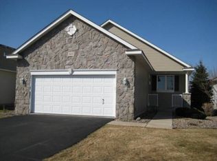 3695 Crosslough Trl, Rosemount, MN 55068