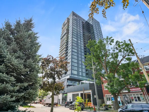 370 Martha St #1903, Burlington, ON L7R 2P7