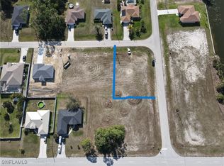 3721 NE 11th Pl, Cape Coral, FL 33909