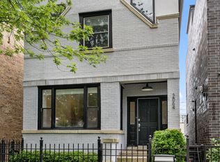 2068 N Oakley Ave, Chicago, IL 60647 | Zillow