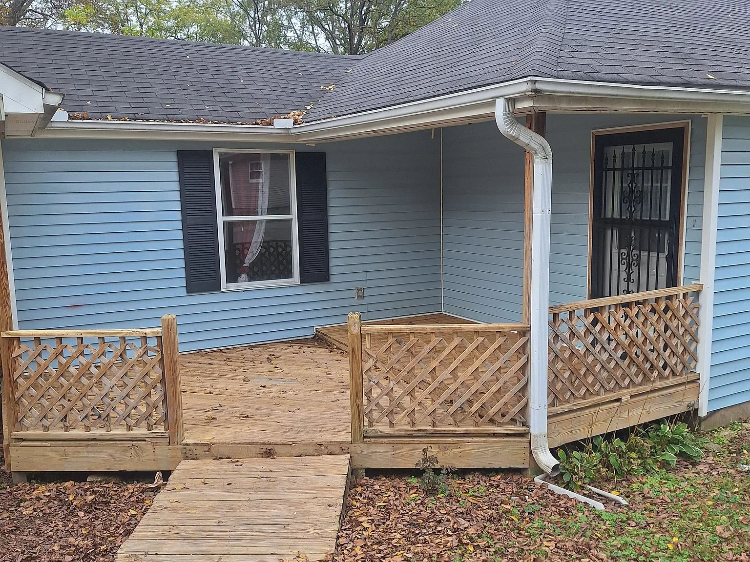 3 bed, 1700 sqft, $1,200 — Photo 2