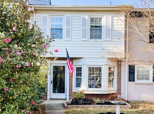 2232 Windom Pl, Virginia Beach, VA 23454