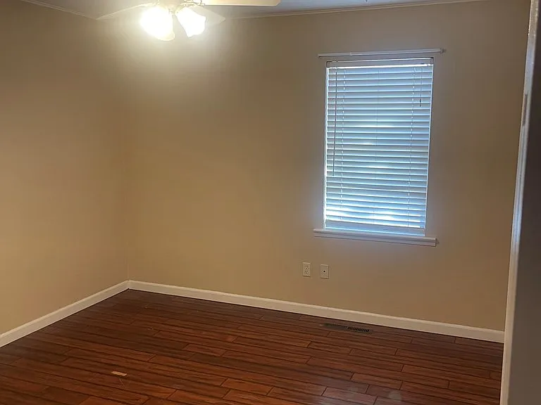 1308 Alpine St — Photo 8