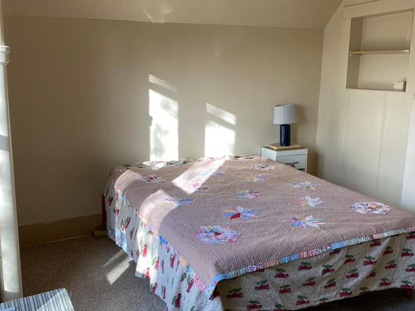 (undisclosed Address)