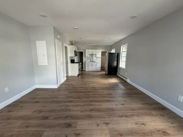 11-13 Brown St #1 — Photo 3