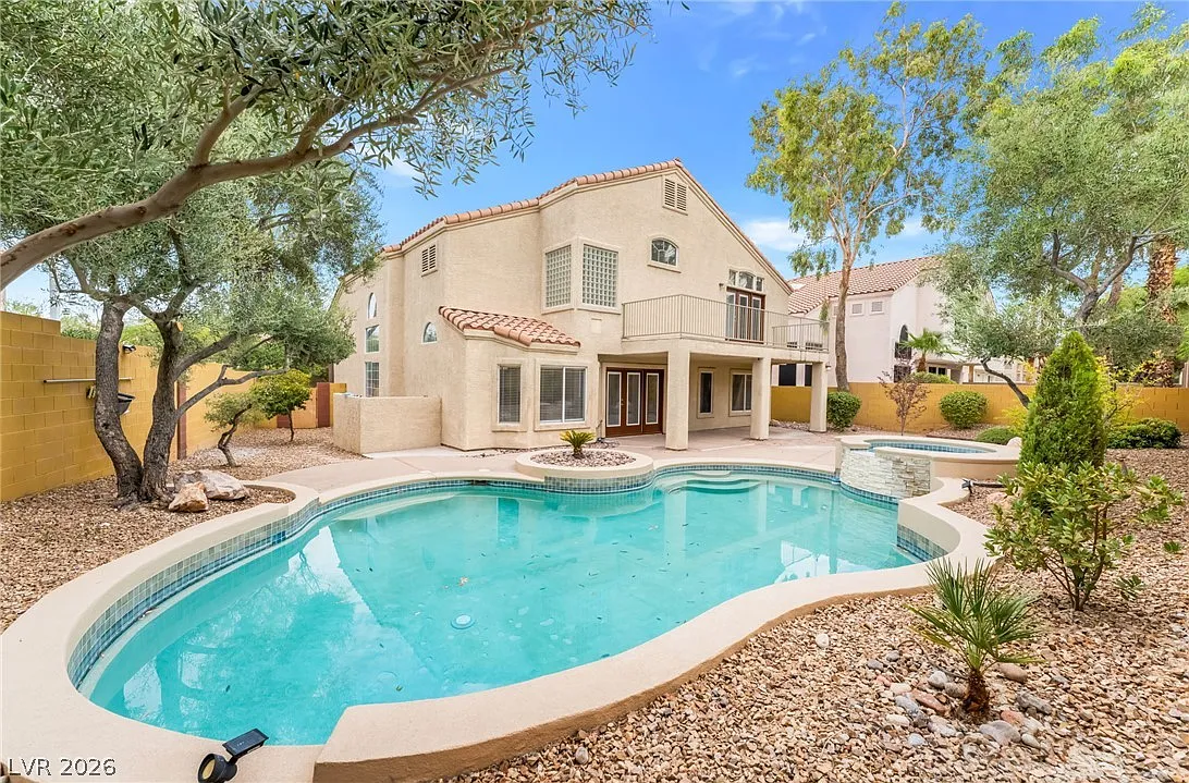 4 bed, 3.0 bath, 2577 sqft, $3,499 — Photo 4