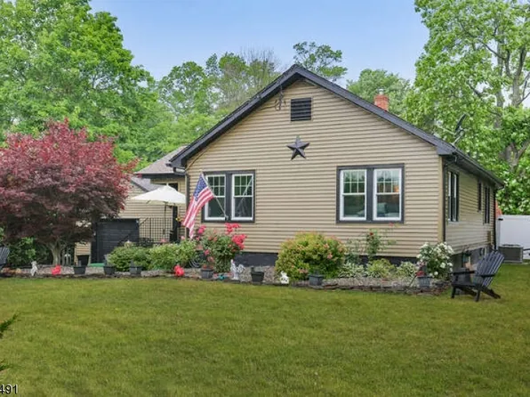 5 Oldwick Rd, Readington Twp., NJ 08889