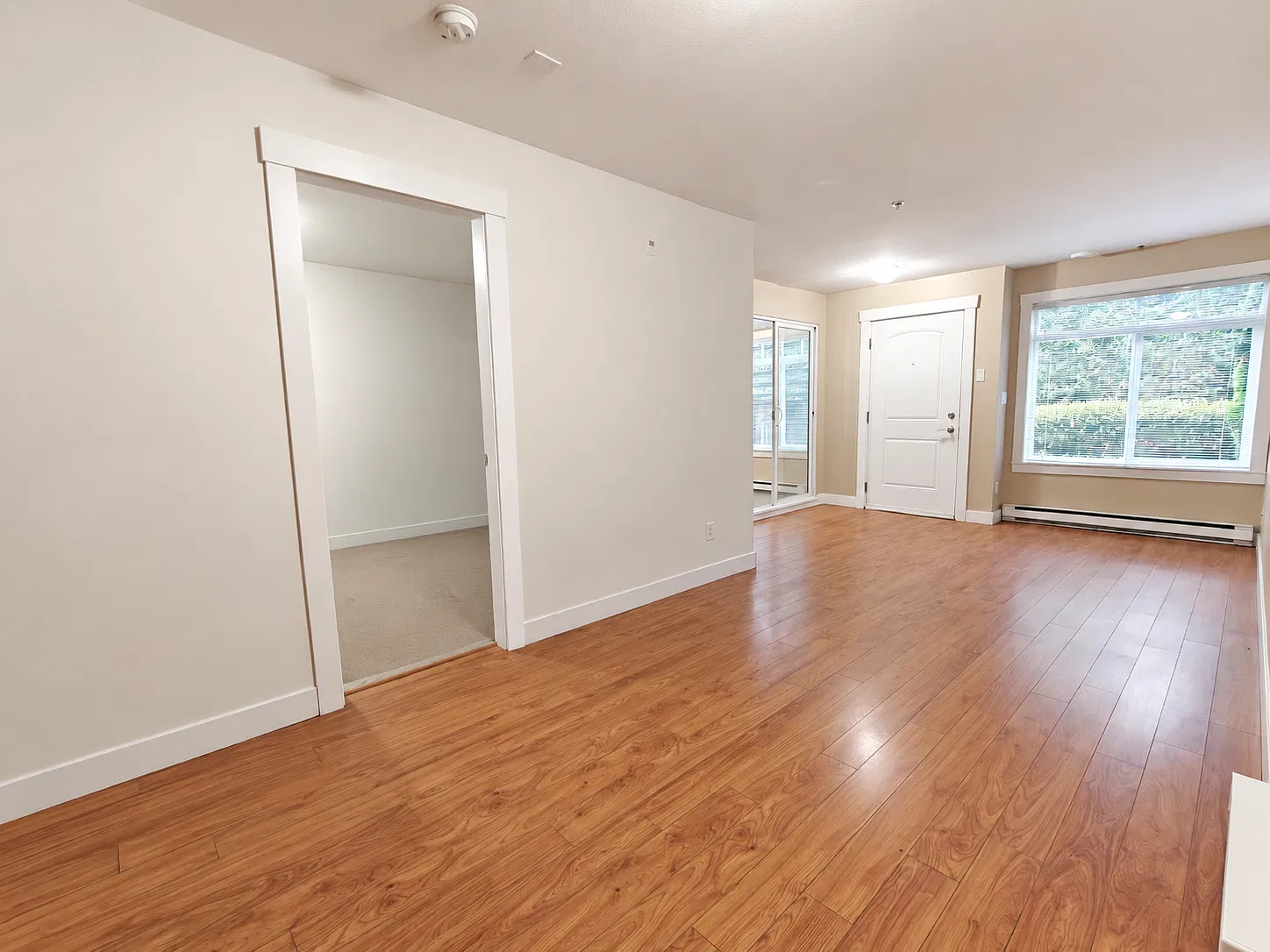 1 bed, 640 sqft, $2,095 — Photo 2