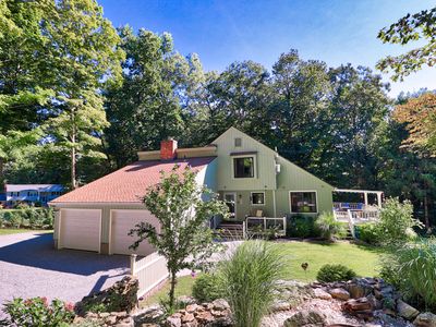 135 Highwoods Drive, Guilford, CT, 06437