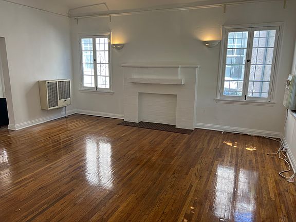 4th image of 741 S Mansfield Ave APT 4