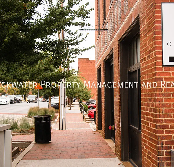 1208 Commerce St #301 — Photo 58