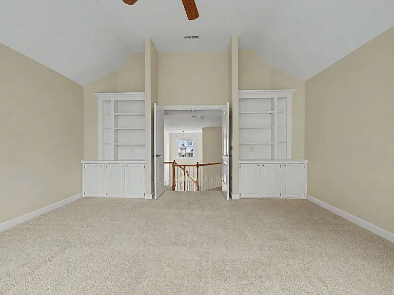 308 Millsfield Dr — Photo 52