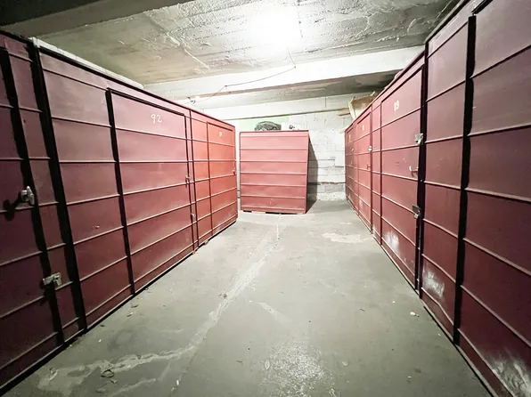 3655 Shore Parkway image 16 of 16