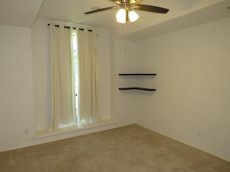 2308 Crestmeadow St — Photo 31