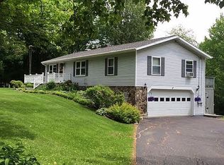 218 Hardy Hill Rd, Lebanon, NH 03766