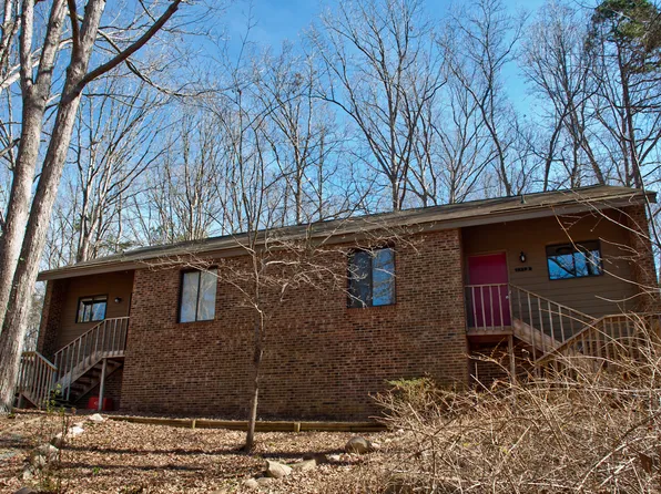 1629 Smith Level Rd #A, Chapel Hill, NC 27516
