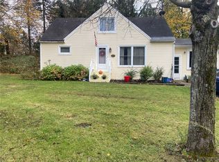 3754 N Freeman Rd, Orchard Park, NY 14127