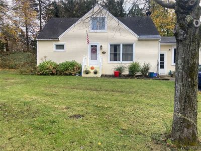 3754 N Freeman Rd, Orchard Park, NY, 14127
