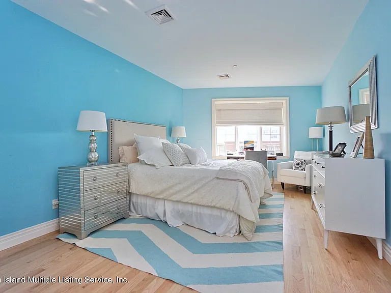 155 Bay St #2C — Photo 33