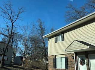 2506 E Willowbrook Rd, Columbia, MO 65202