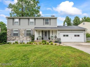7213 Applegate Ln, Louisville, KY 40228