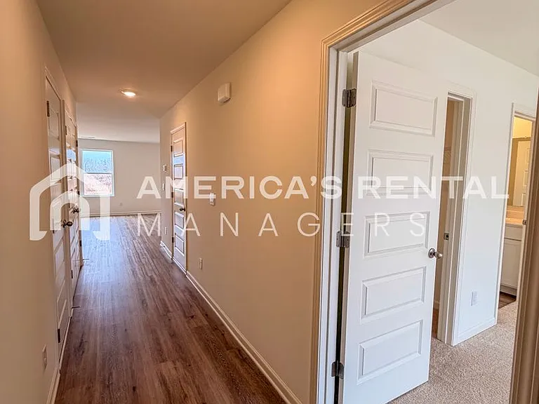 2127 Addison Way SW — Photo 5
