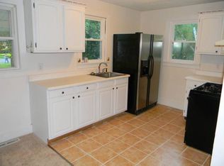 3 Phillips St, Baldwinsville, NY 13027
