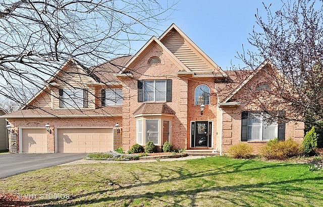 1st image of 507 Turnberry Dr