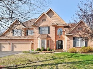 507 Turnberry Dr, North Aurora, IL 60542