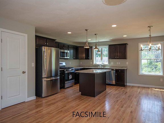 3rd image of 9 Rapids Lane #9-14