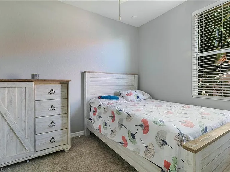 9139 Spring Mountain Way — Photo 19