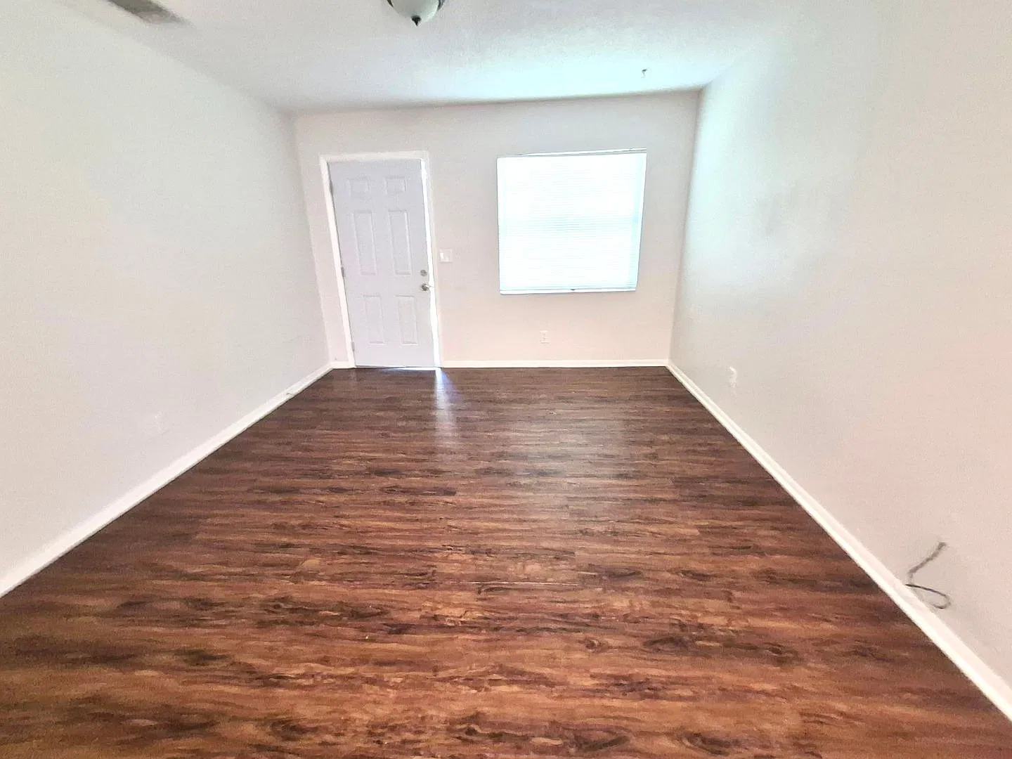 1716 E Idell St — Photo 2