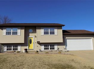 449 Wilson Park Ln, Granite City, IL 62040