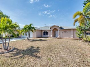 30 NE 17th Ave, Cape Coral, FL 33909