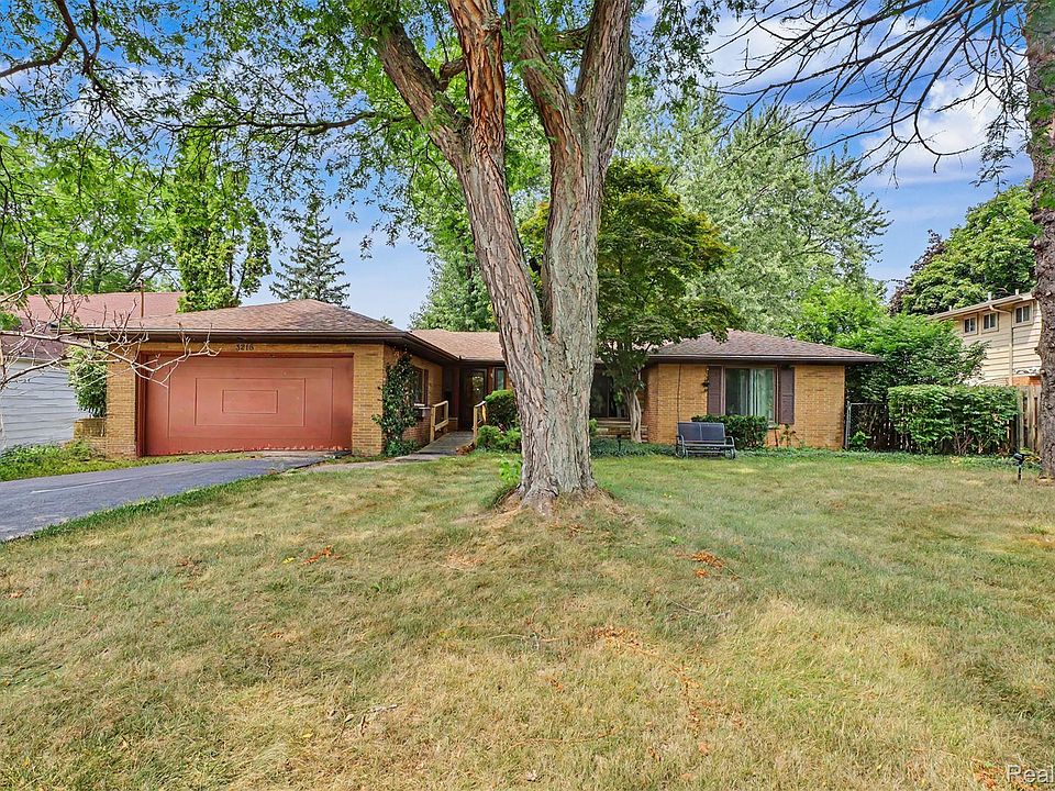 1st image of 3216 Circle Dr
