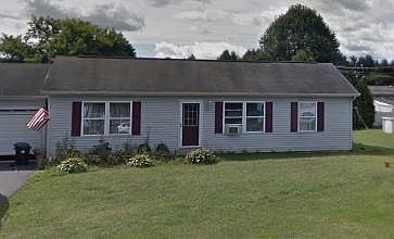 1st image of 292 Oriole Dr