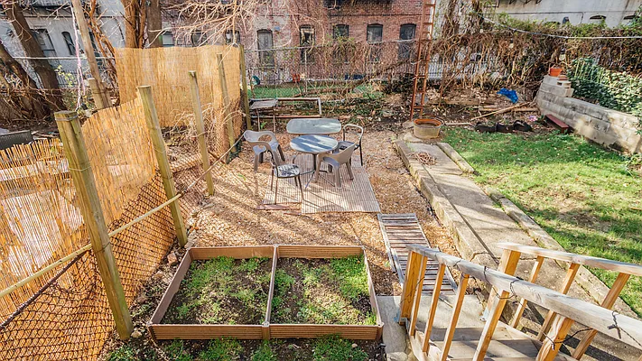 Rented by Compass | media 3