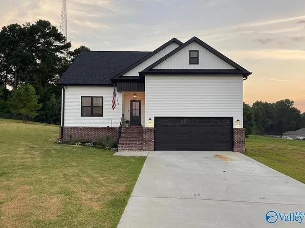 240 Steamboat Trce, Grant, AL 35747